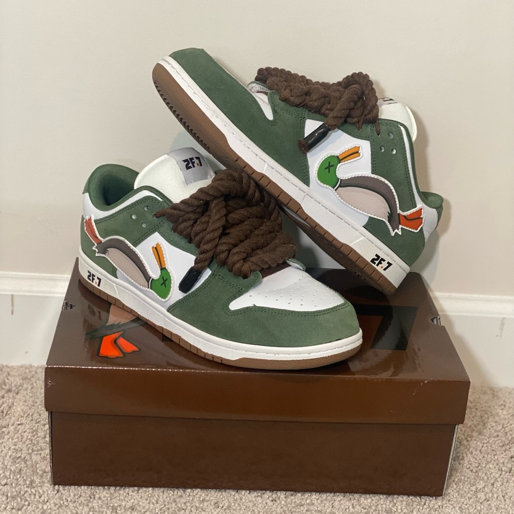 2F.7 Duck Dunks “2nd Run” - Size 10
